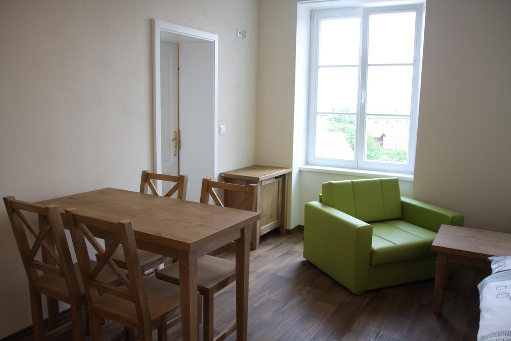 Satlava Valtice Apartment Ngoại thất bức ảnh